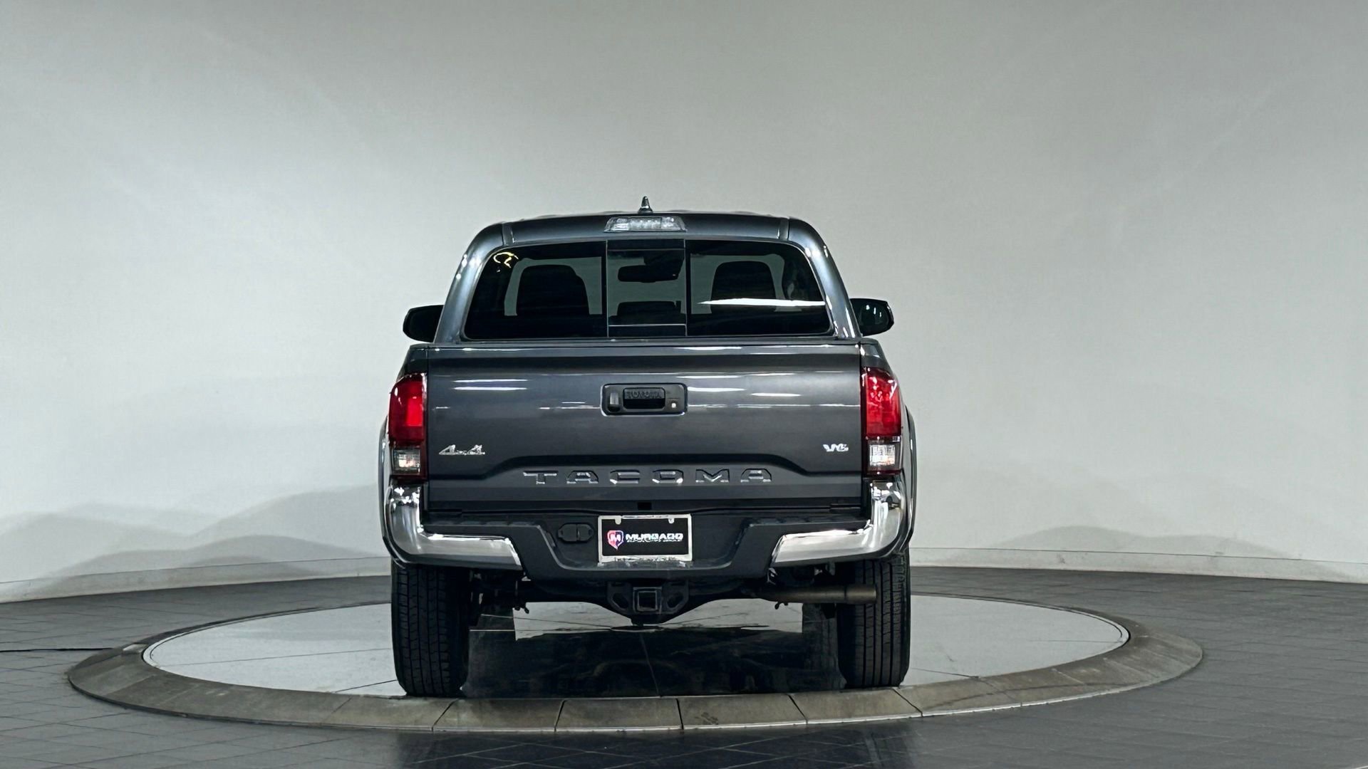 Used 2023 Toyota Tacoma SR5 AWD/4WD image 8
