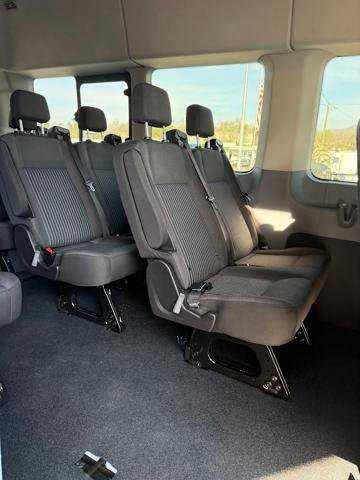 Used 2019 Ford Transit 350 XLT RWD image 23