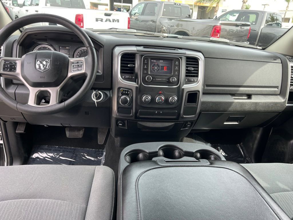 Used 2022 RAM 1500 Classic SLT image 23