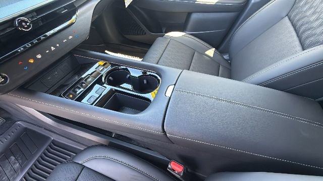 New 2026 Nissan Murano Platinum w/ Cargo Package AWD/4WD image 13