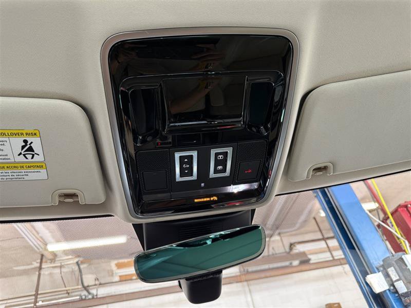 Used 2017 Land Rover Range Rover HSE AWD/4WD image 39