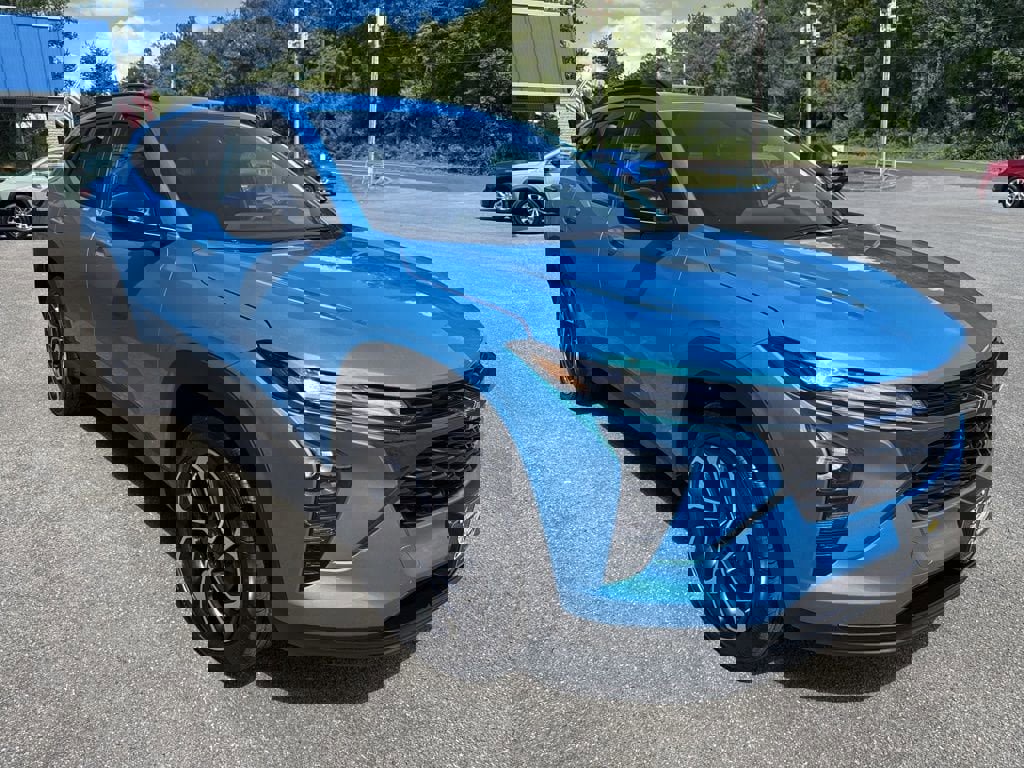 New 2025 Chevrolet Trax RS w/ Driver Confidence Package image 11