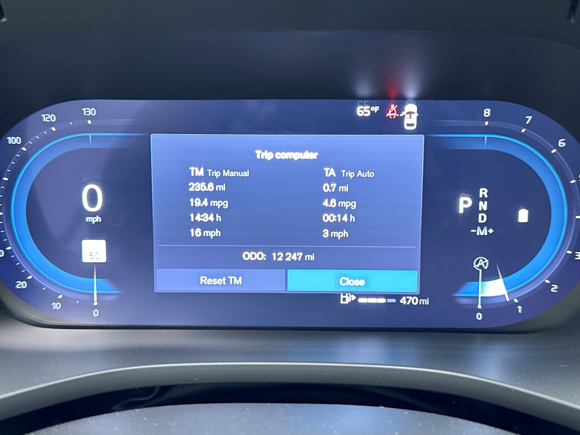Used 2025 Volvo XC60 B5 Plus image 13