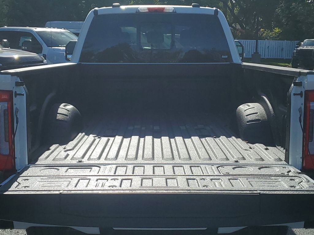 New 2026 Ford F350 4x4 Crew Cab Super Duty image 32