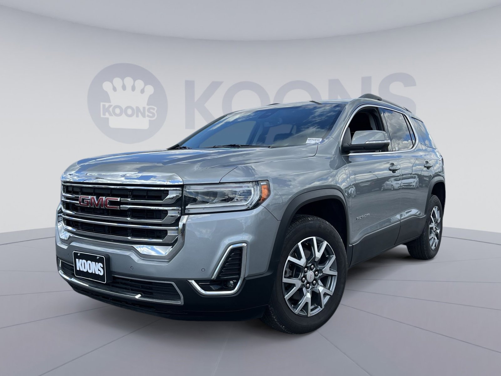 Used 2023 GMC Acadia SLT