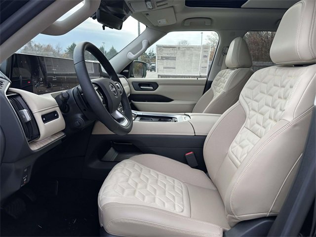 New 2025 Nissan Armada Platinum w/ Convenience Package image 16