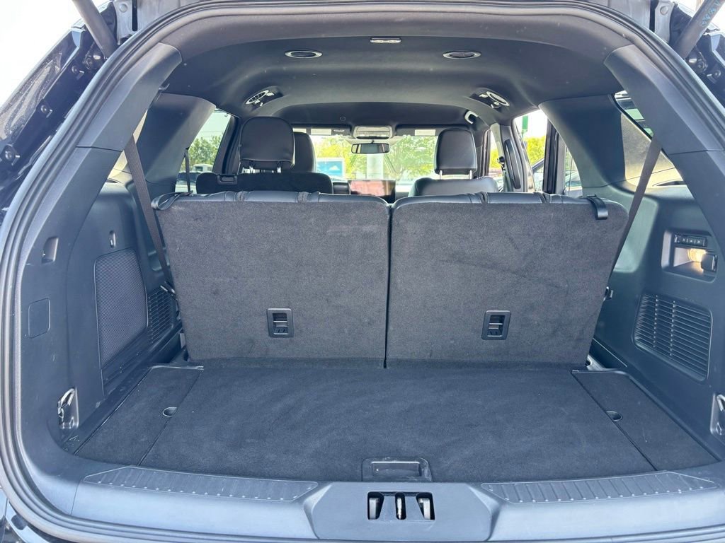 Used 2025 Ford Explorer ST-Line w/ Premium Package RWD image 12