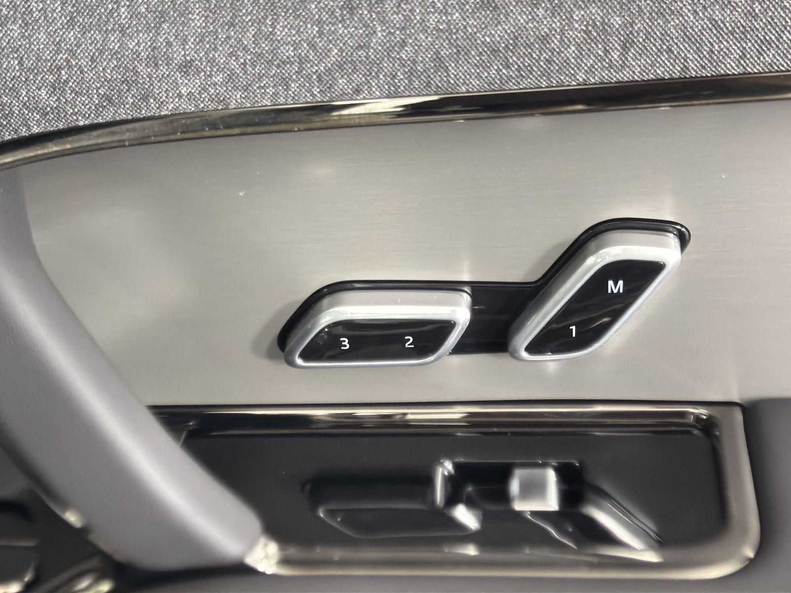 New 2026 Land Rover Range Rover Sport SE image 34