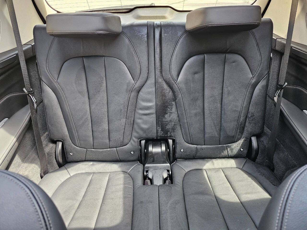 Used 2021 BMW X7 xDrive40i w/ Premium Package AWD/4WD image 34