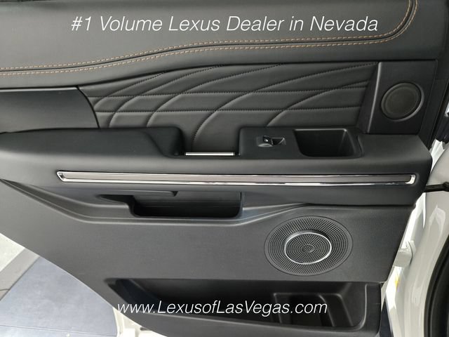 Used 2023 Ford Expedition Platinum AWD/4WD image 20