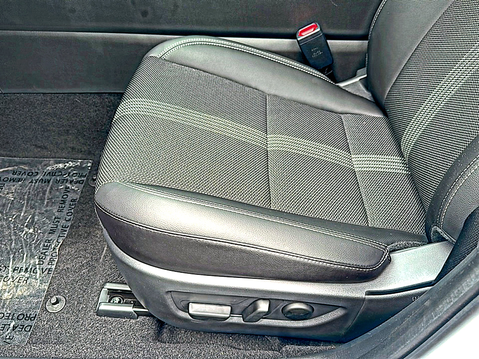 New 2026 MAZDA CX-50 AWD 2.5 S w/ Preferred Pkg image 12