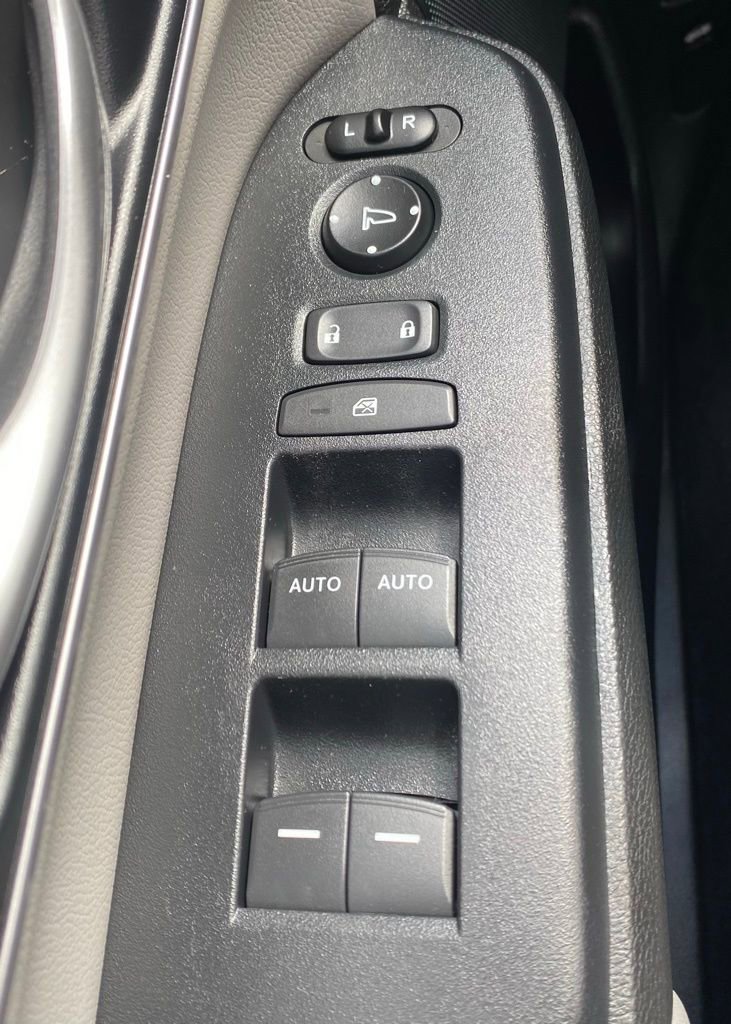 Used 2021 Honda CR-V Touring image 26