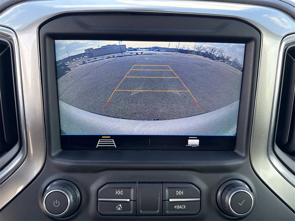 Used 2021 Chevrolet Silverado 1500 LT image 18