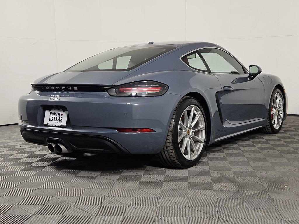 Used 2017 Porsche 718 Cayman S RWD image 6