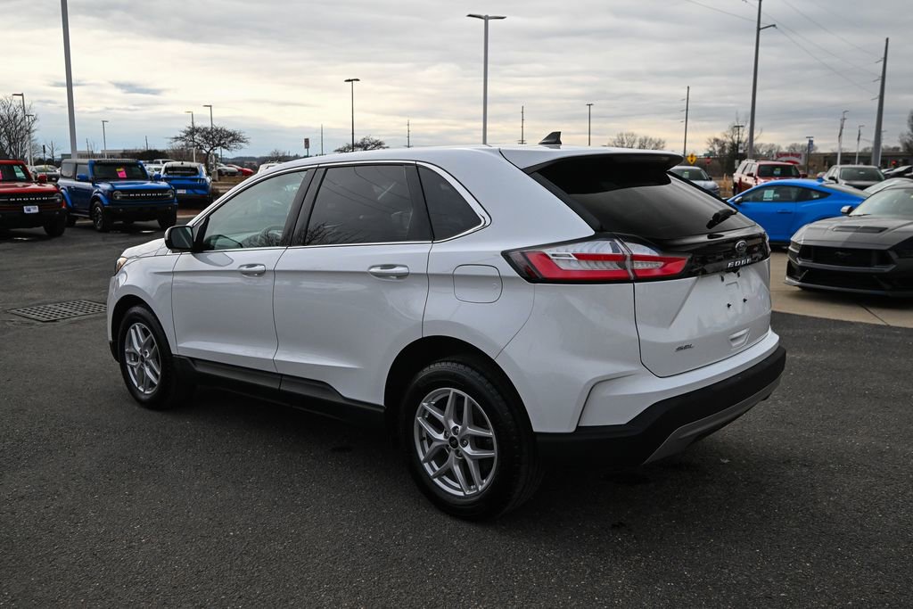 Used 2024 Ford Edge SEL w/ Convenience Package AWD/4WD image 7