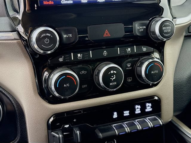 Used 2021 RAM 1500 Laramie AWD/4WD image 16