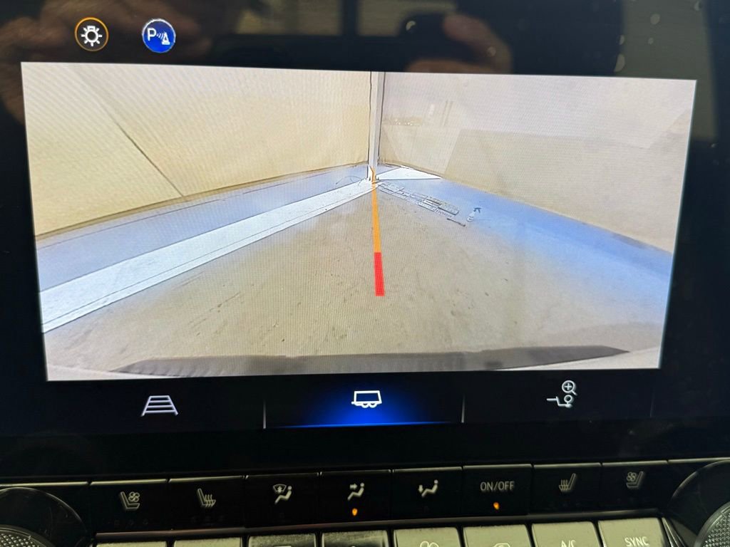 Used 2024 Chevrolet Colorado ZR2 w/ ZR2 Convenience Package III image 40