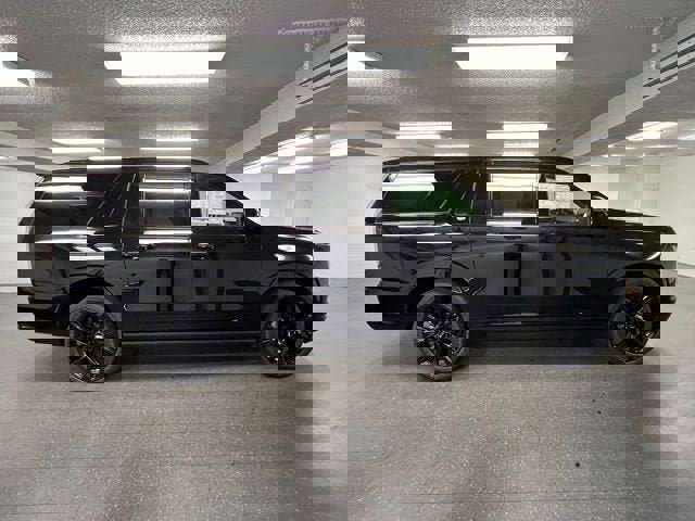 New 2026 Cadillac Escalade ESV Platinum Sport image 6