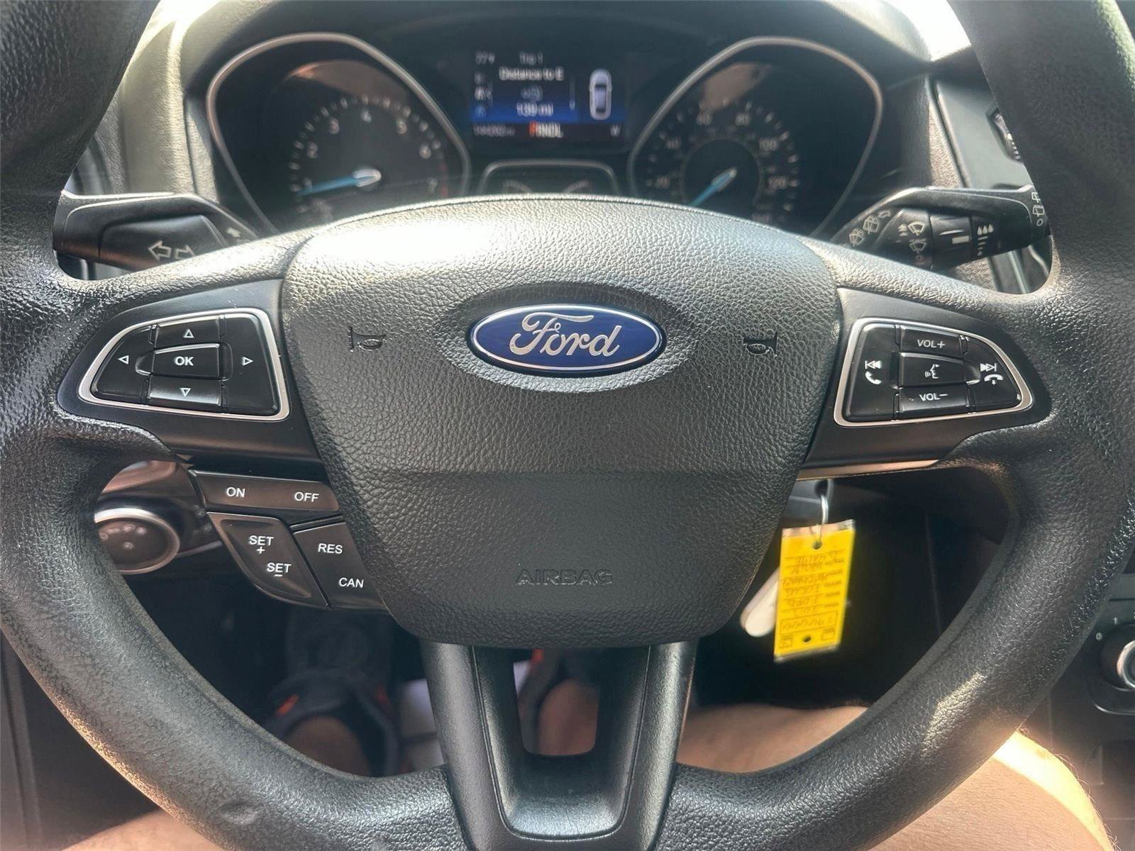 Used 2017 Ford Focus SE FWD image 19