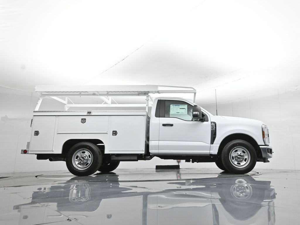 New 2026 Ford F350 XL w/ XL Chrome Package RWD image 56