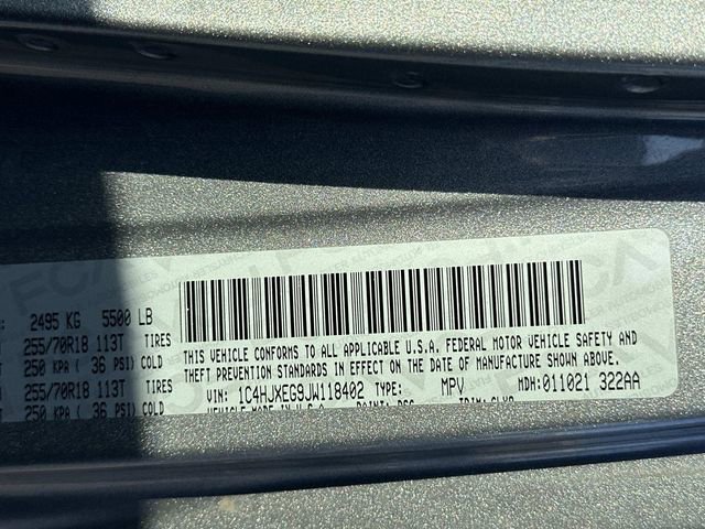 Used 2018 Jeep Wrangler Unlimited Sahara AWD/4WD image 31