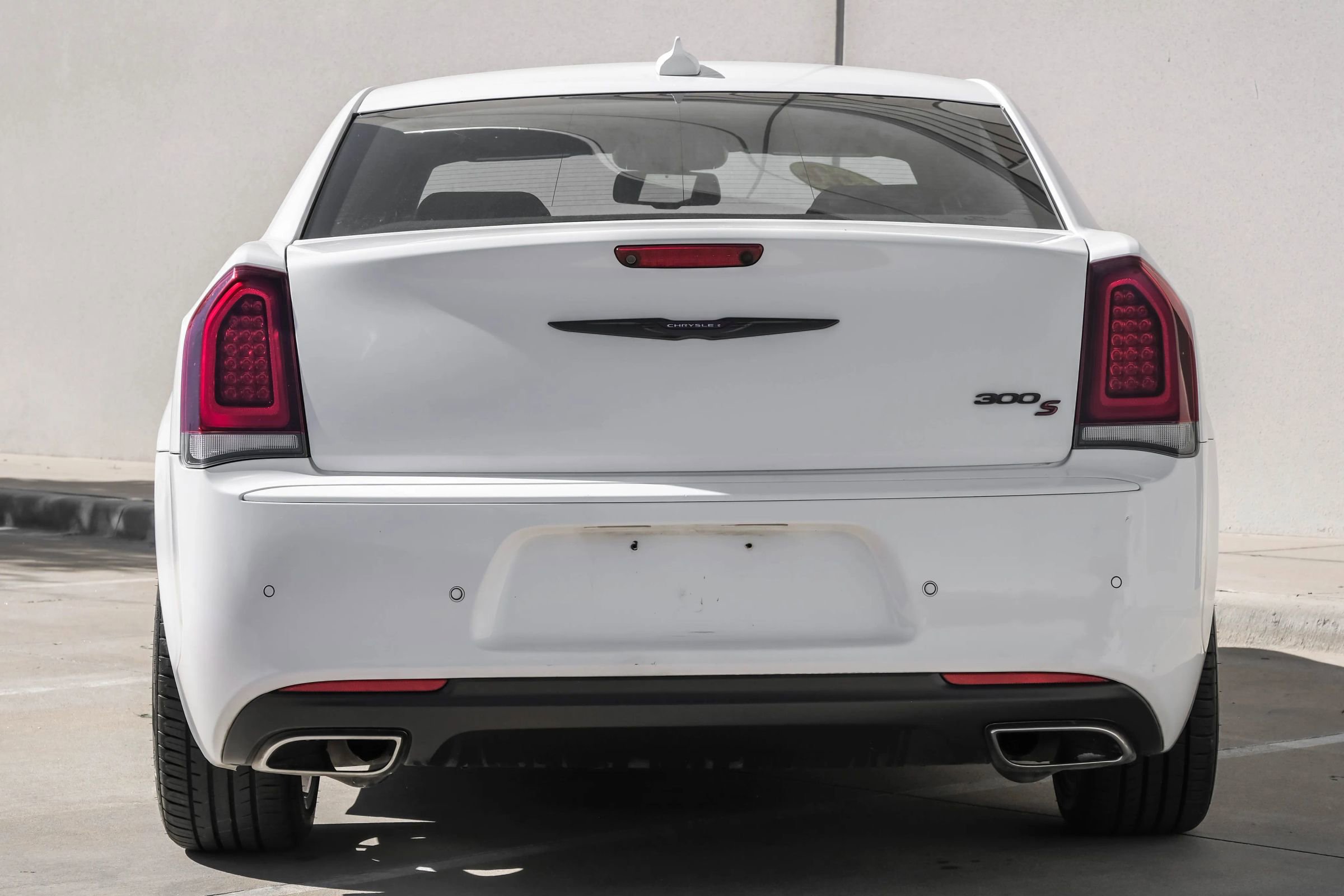 Used 2022 Chrysler 300 S image 4