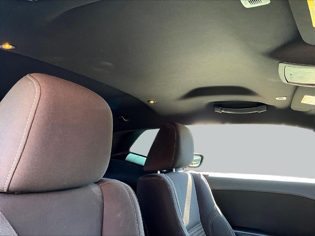 Used 2019 Dodge Challenger SXT RWD image 27