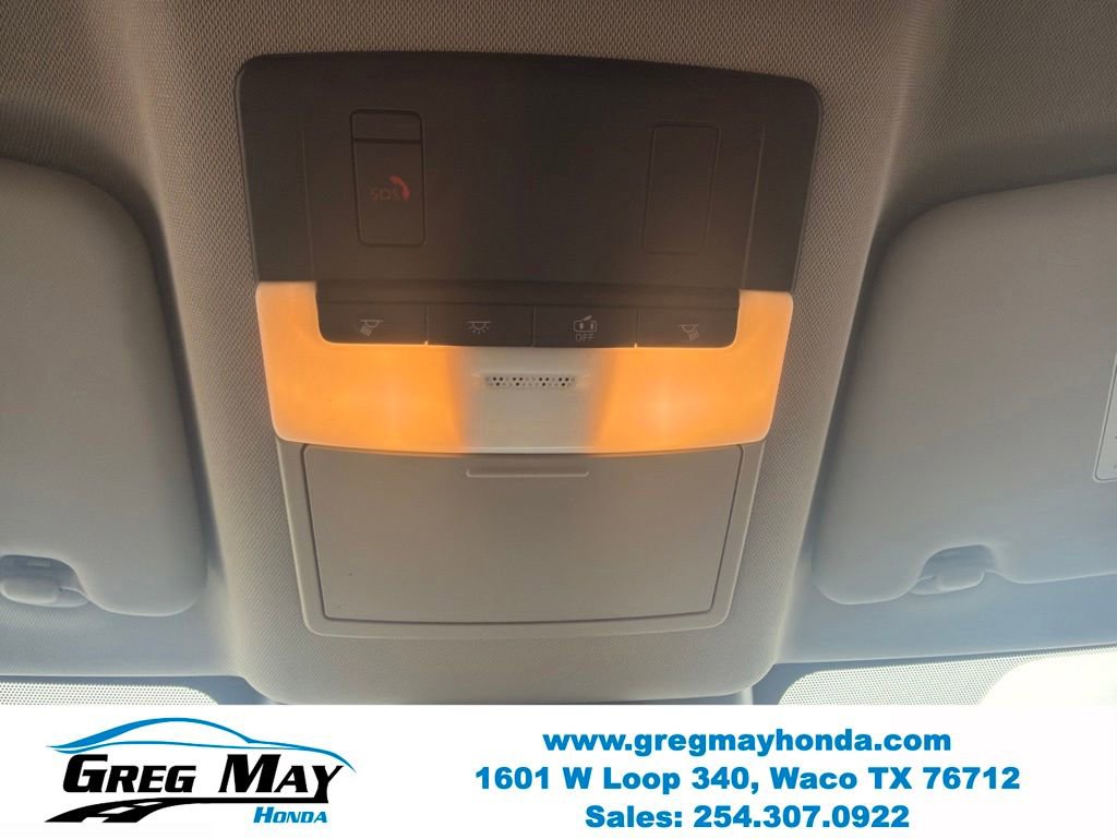 Used 2025 Nissan Rogue SV FWD image 15