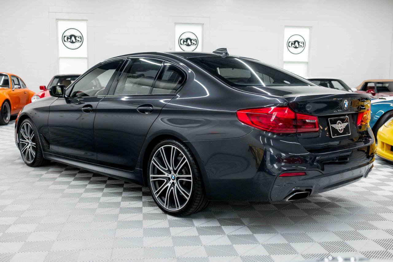 Used 2019 BMW 540i w/ M Sport Package RWD image 9