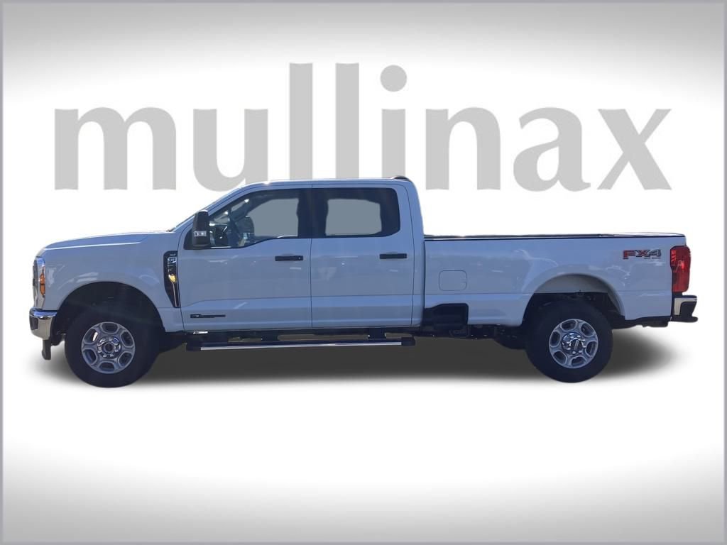 New 2026 Ford F350 XLT image 9