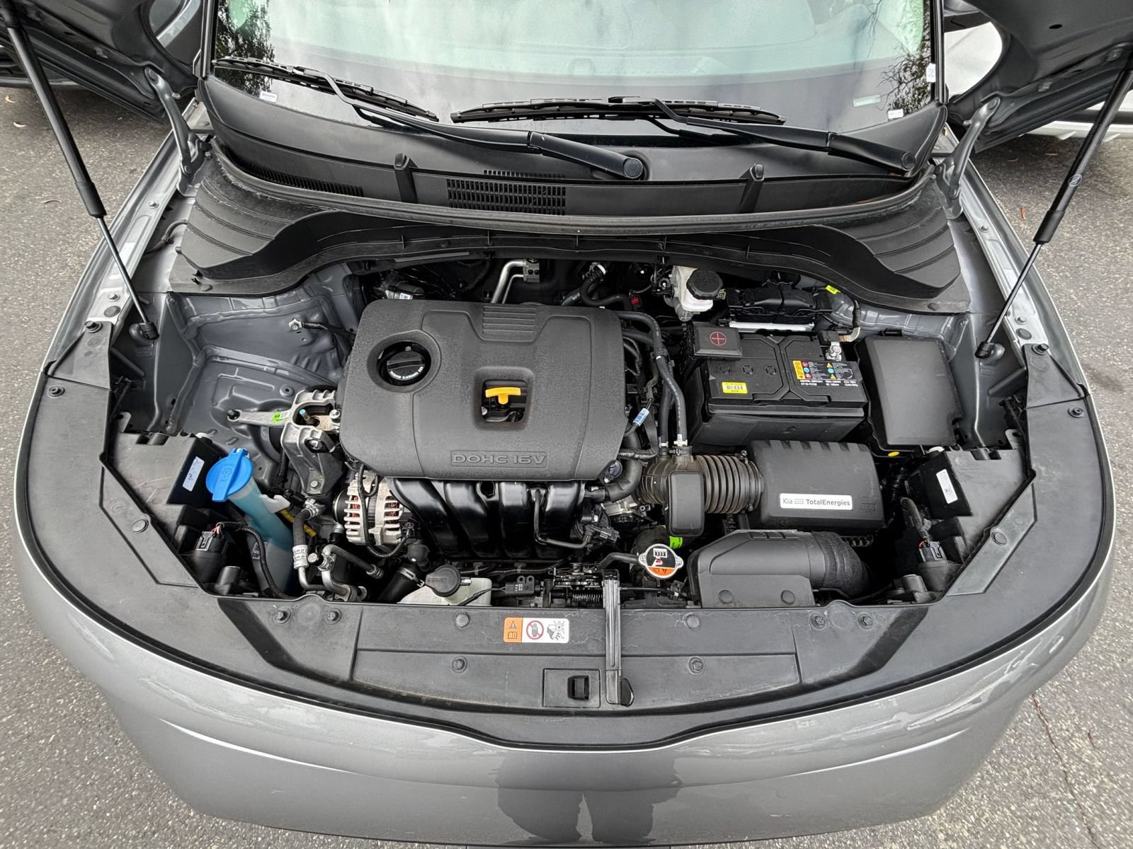 Used 2025 Kia Soul LX w/ LX Technology Package FWD image 25