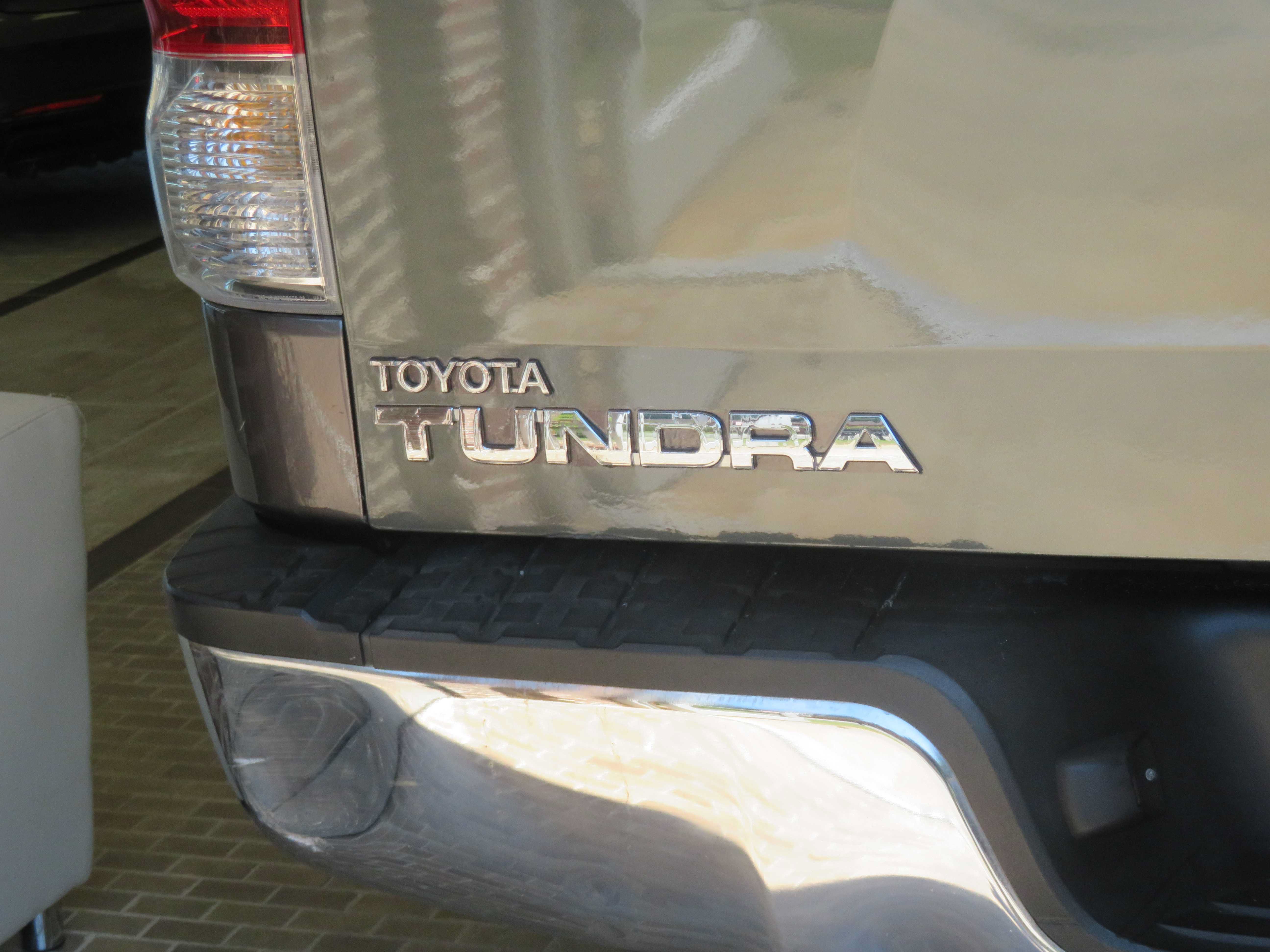 Used 2012 Toyota Tundra 4x4 Double Cab w/ Tow Pkg image 63