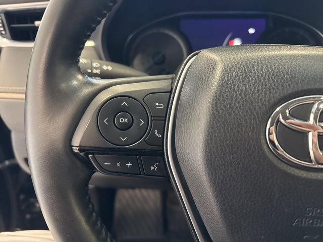 Used 2021 Toyota Venza XLE w/ Softex Package image 17