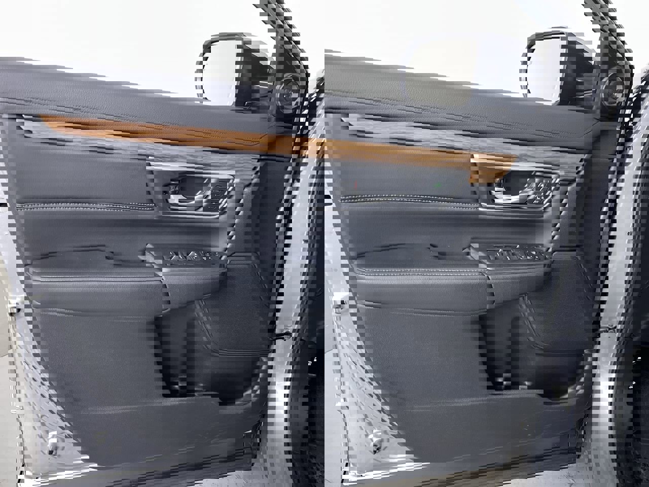 Used 2020 Honda CR-V Touring image 10