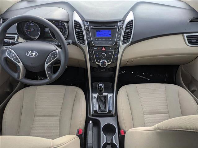 Used 2016 Hyundai Elantra GT image 15