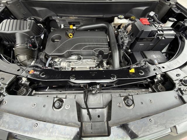 Used 2025 Chevrolet Equinox RS w/ Safety and Technology Package image 29