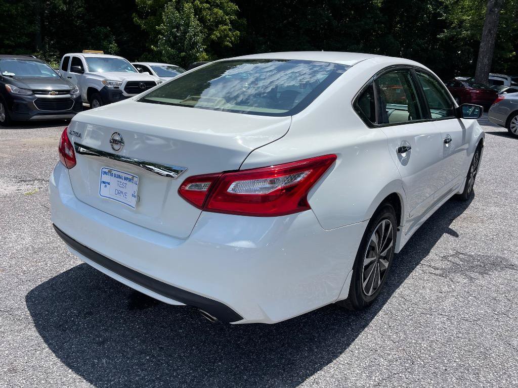 Used 2016 Nissan Altima 2.5 S w/ Power Driver Seat Package FWD image 8