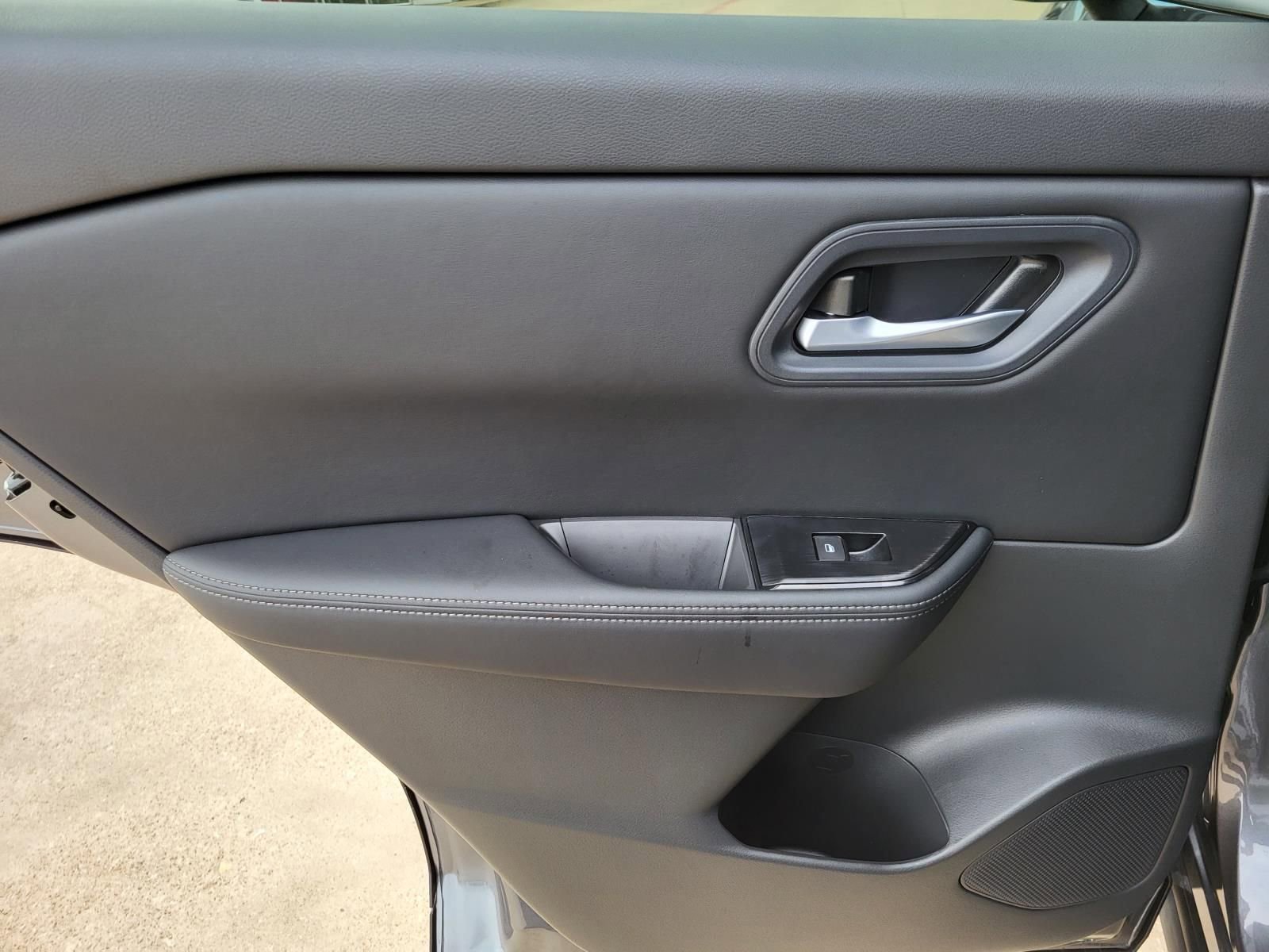 New 2026 Nissan Rogue SV image 13