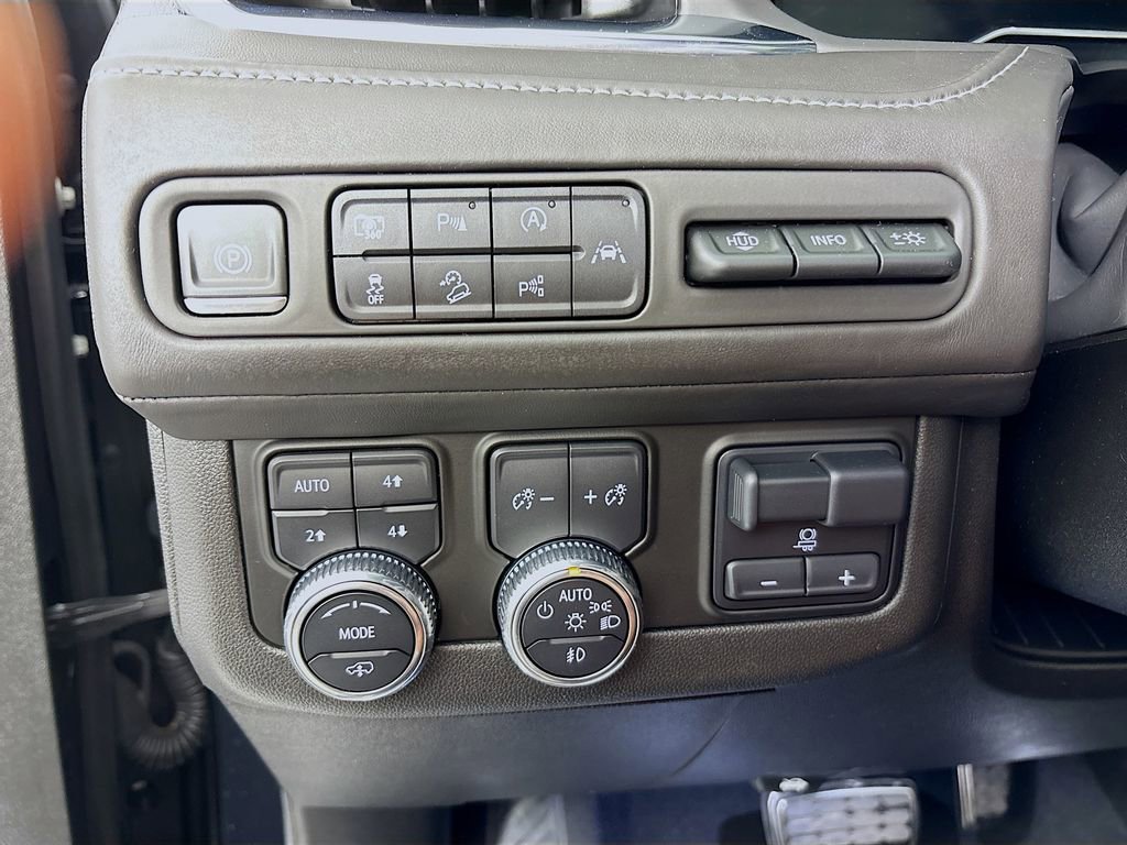 Certified 2023 GMC Yukon XL Denali Ultimate w/ LPO, Floor Liner Package AWD/4WD image 12