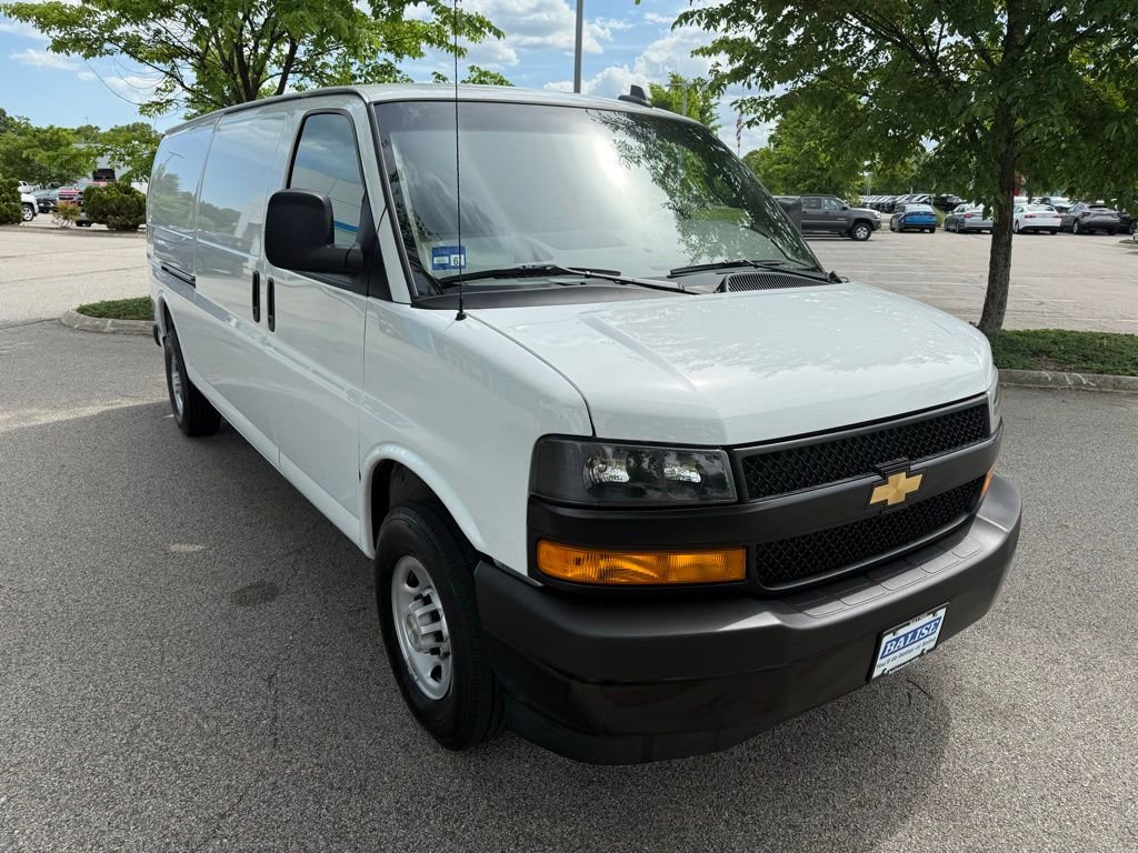 Used 2025 Chevrolet Express 2500 Extended w/ Driver Convenience Package RWD image 7