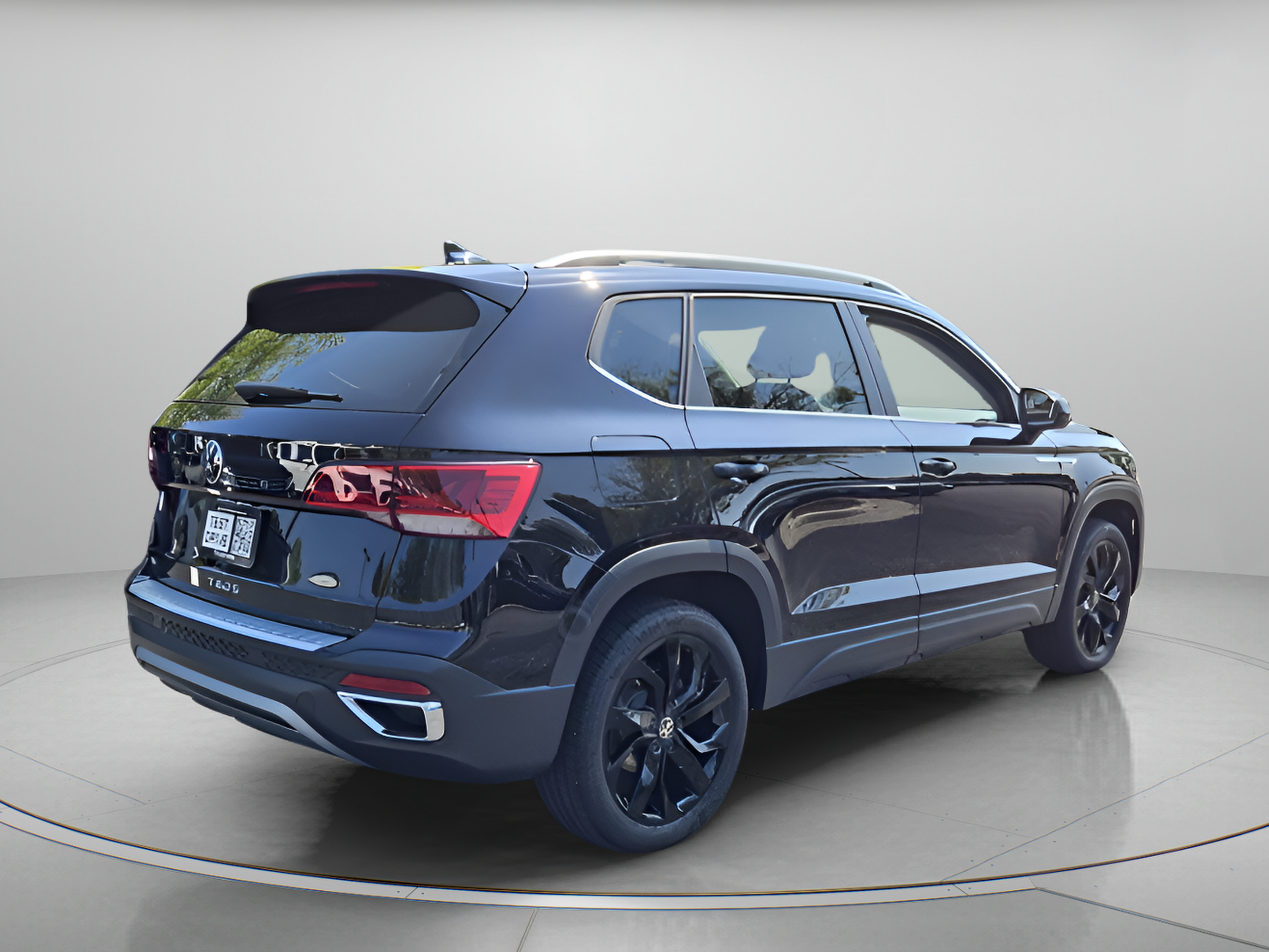 Used 2023 Volkswagen Taos SE FWD image 5