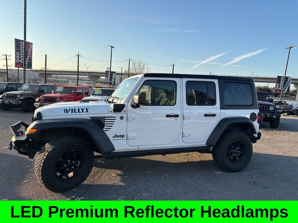 Used 2023 Jeep Wrangler Unlimited image 12