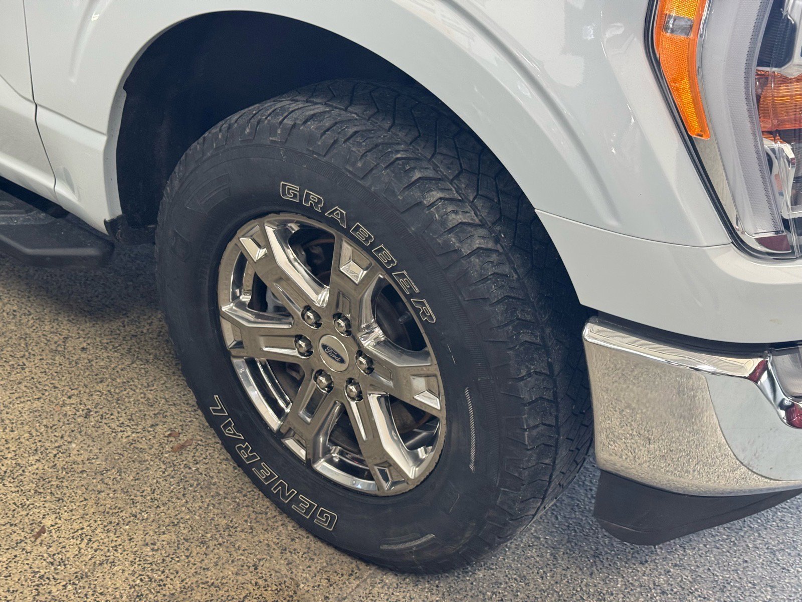 Used 2021 Ford F150 XLT w/ Equipment Group 302A High image 4