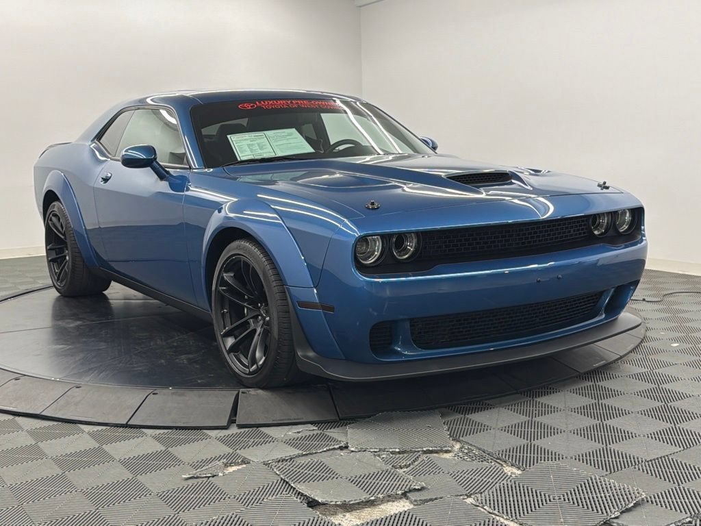 Used 2022 Dodge Challenger R/T Scat Pack RWD image 8