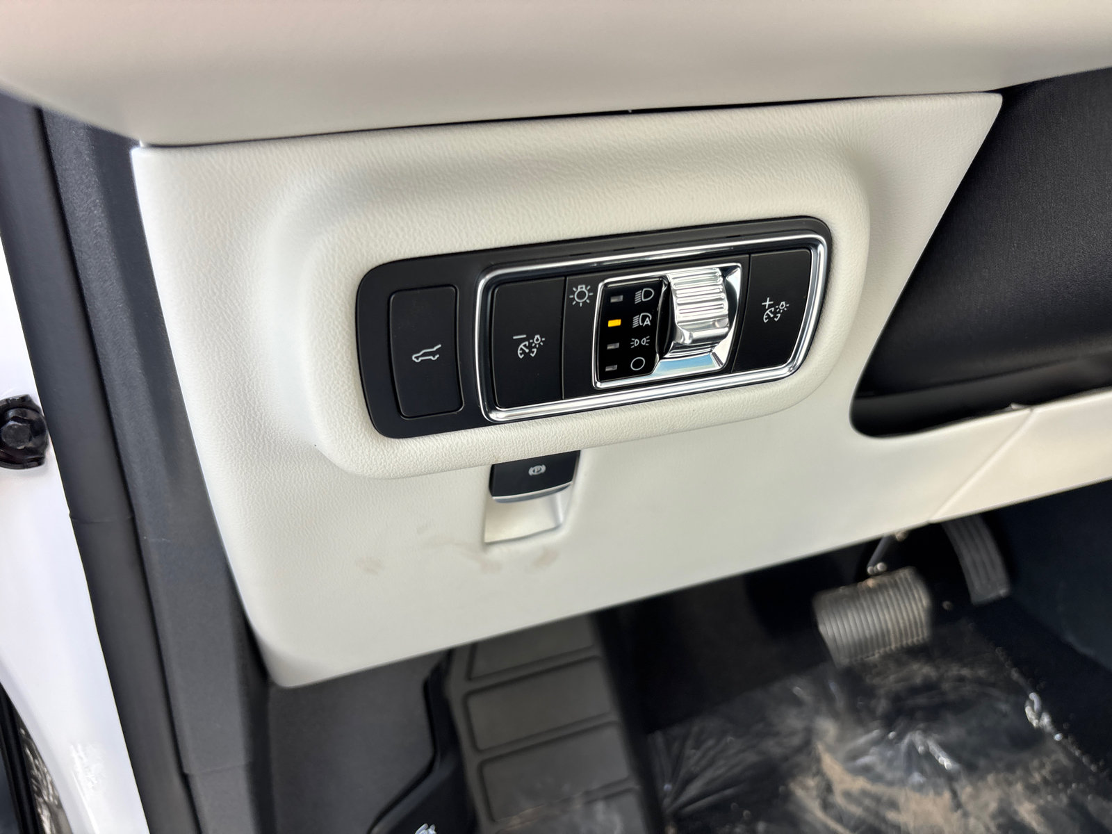 New 2026 Lincoln Nautilus Reserve AWD/4WD image 13