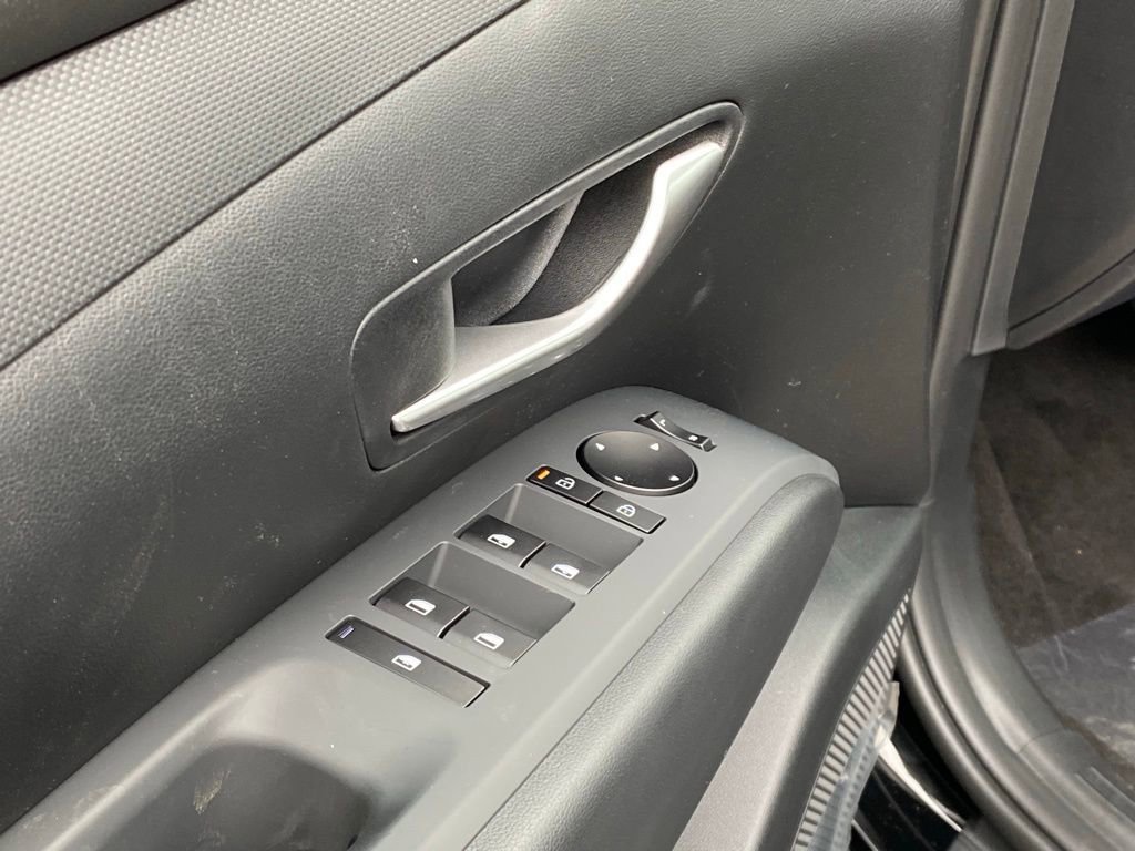 New 2026 Hyundai Tucson SEL image 11