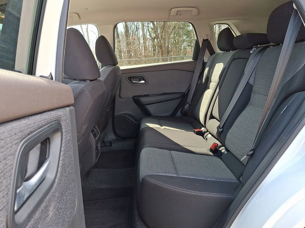 Certified 2023 Nissan Rogue SV AWD/4WD image 12