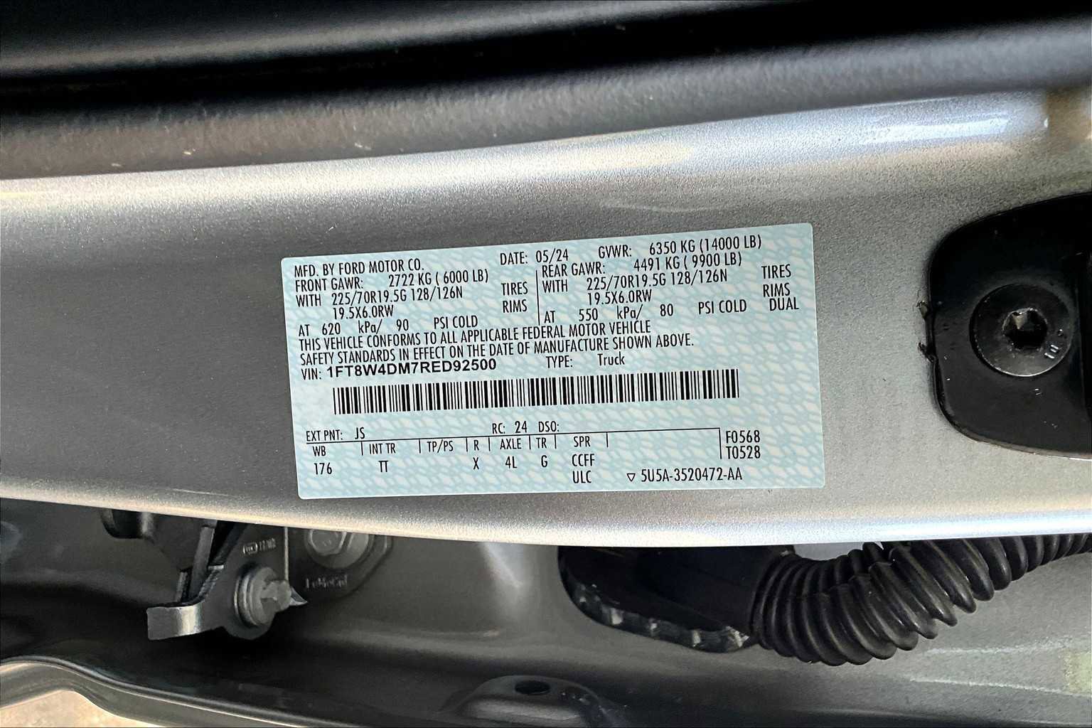 Used 2024 Ford F450 Limited image 62