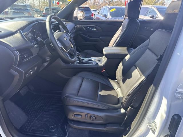 Used 2023 Chevrolet Traverse High Country image 23