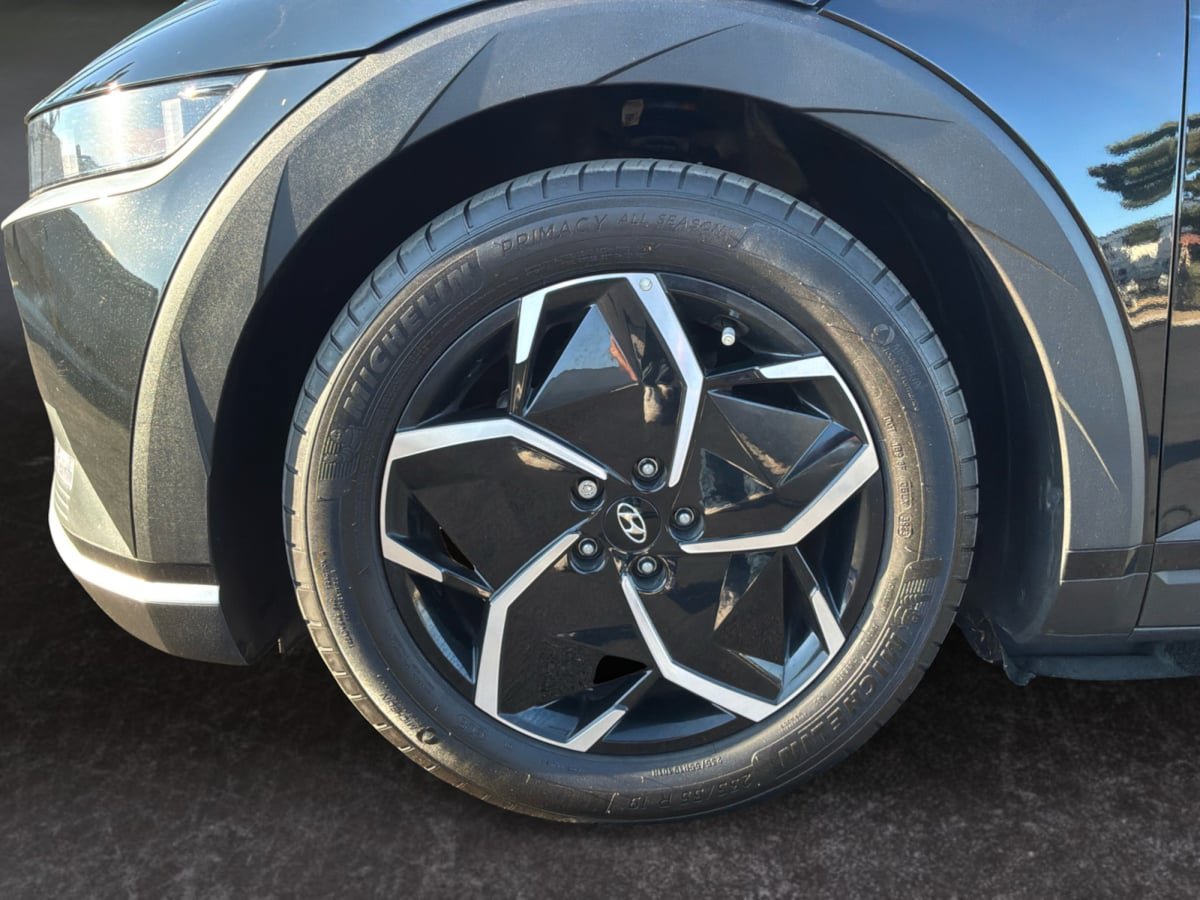 Used 2024 Hyundai Ioniq 5 SE RWD image 9